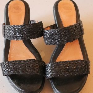 Nurture Black Woven Strap Leather Sandals 9M